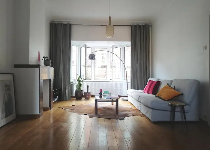 Large Apartment 800M From The Beach 90 Square Meters