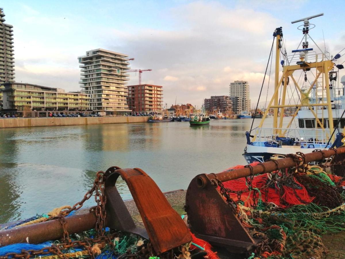 Large 800m From The 90 Square Meters Ostend