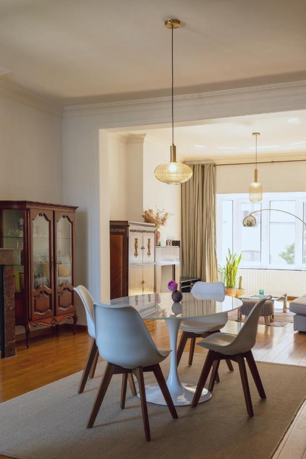 Large 800m From The 90 Square Meters Apartment Ostend